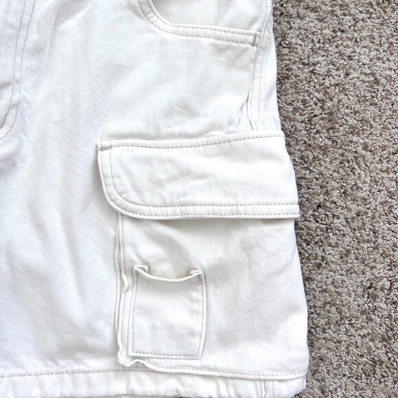 H & M Cargo Short - White - Cotton - Size 6 - Picture 3 of 6